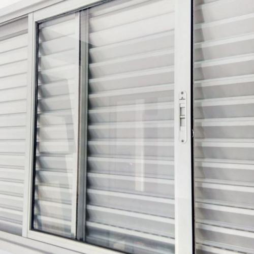 Veneziana de Alumínio